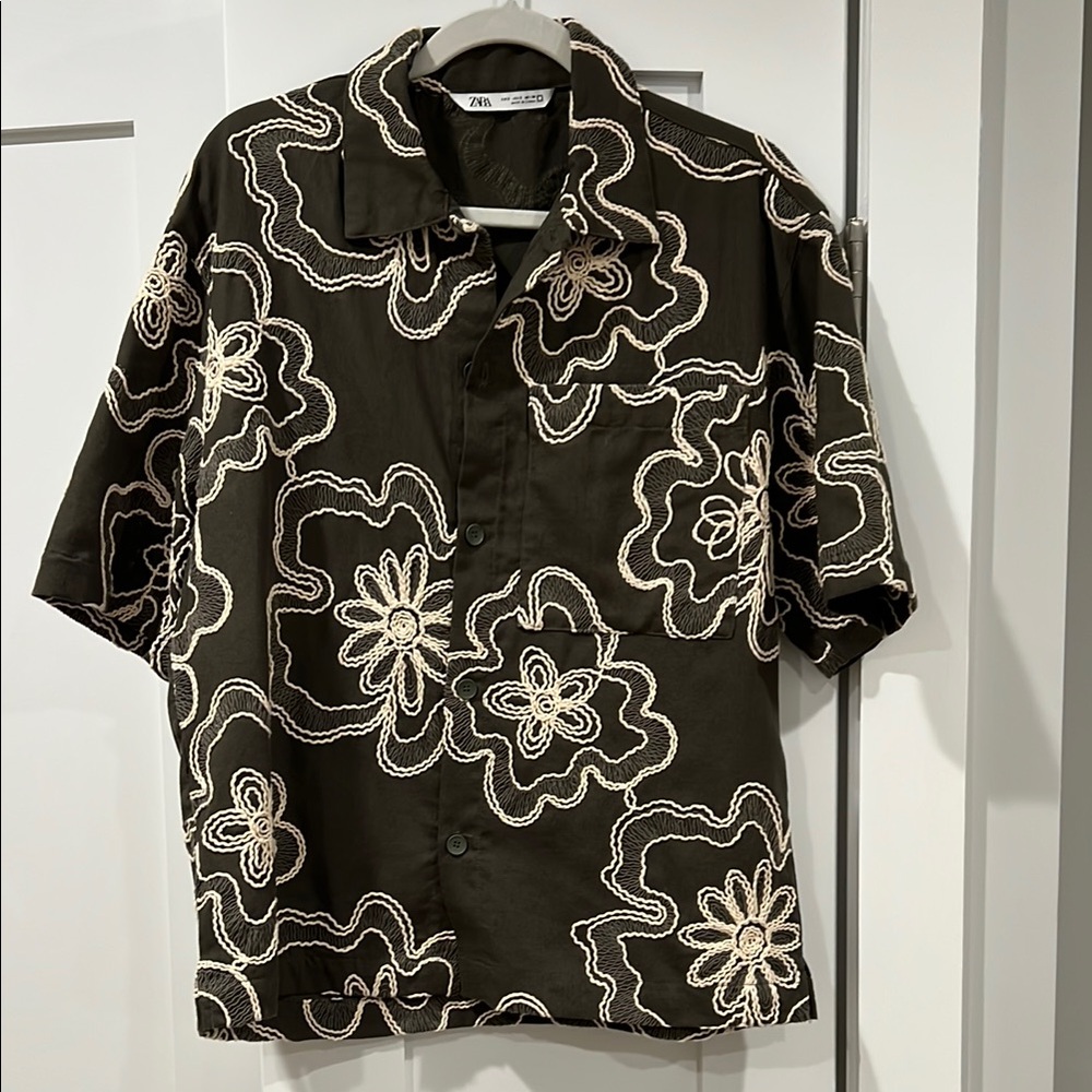 Zara Men's Embroidered Floral Shirt